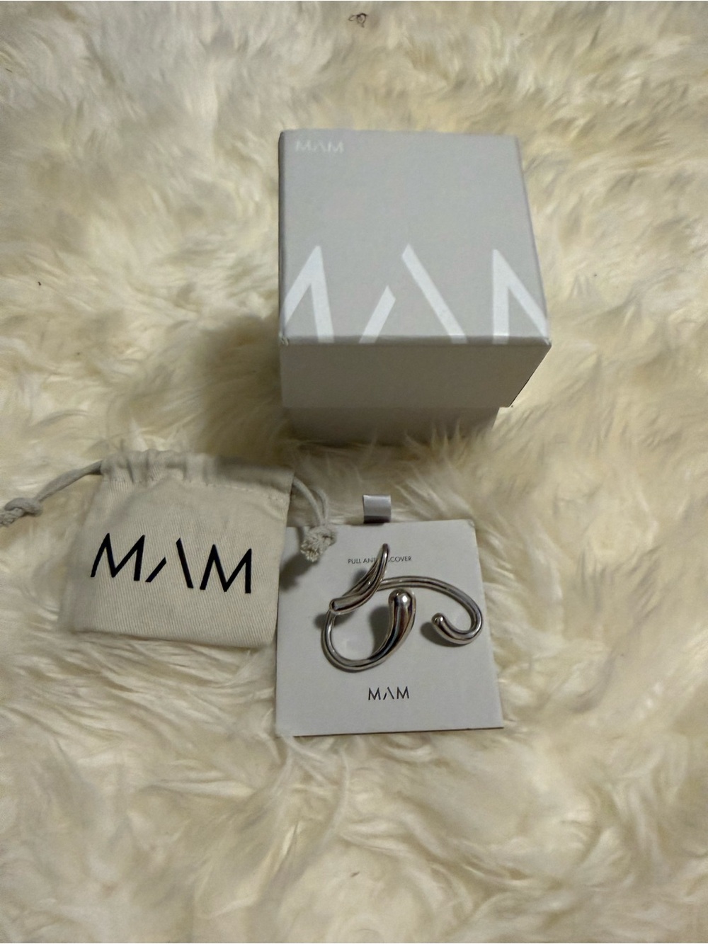 NWT MAM Silver Ear Cuff